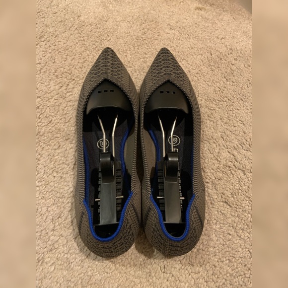 [SOLD] Rothy’s Walnut Python Points (Size 8.5) - Picture 2 of 10